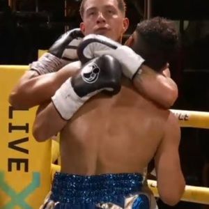 Meet your Posher, Derrien